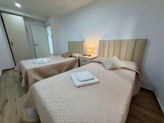 Apartamentos TORRE DE LARA - 4