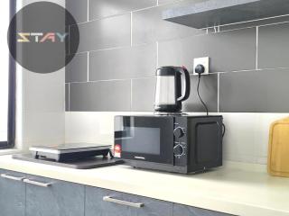 Platino Stylish Room in Modern Apartment By STAY - 1