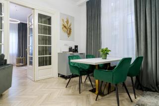 High Ceilings Apartments Bucharest GARDEN - Parking - Invoice at request - 0