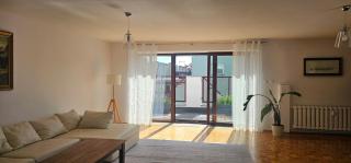 Wyjątkowy apartament przy uniwersytecie - 1