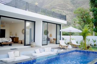 Villa Mercure. Private villa. 2 en-suite bedrooms. - 8