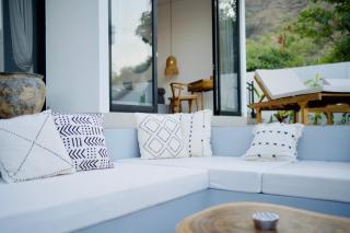 Villa Mercure. Private villa. 2 en-suite bedrooms. - 6