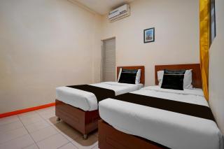Townhouse Oak near RSUD Dr. Zainoel Abidin formerly Poma Hotel - 7