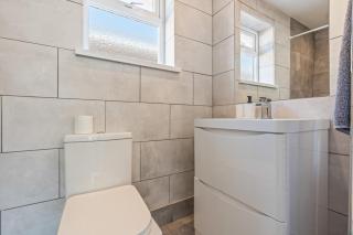 3 Bedroom Bungalow, Van & Car Parking, WIFI, Sleeps 6 - 6