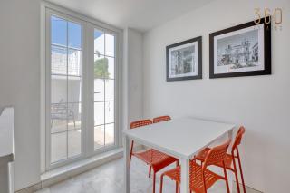 2 BR Duplex in the Heart of Sliema & Rooftop Views - 1