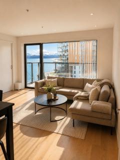 Modern Waterfront Apartment - 3