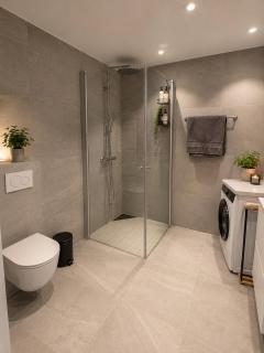 Modern Waterfront Apartment - 2
