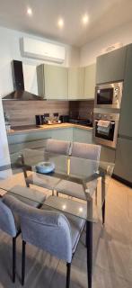 Luxury One-Bedroom Penthouse with Spacious Private Terrace - Kalkara, Malta - 8