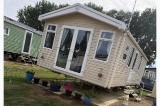 Billing Aquadrome 2-Bed Caravan Sleeps 6 Parking - 4