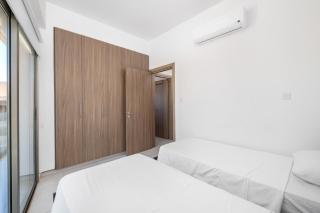 Downtown Urban 2 Bedroom Suite - 8