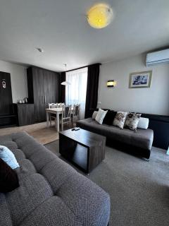 Hotel Zara - 3