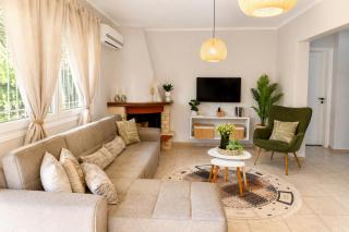 Yellow Tulip Apartment, Cozy Village Stay near Thessaloniki - 9