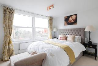 Luxury Kingsize Loft Ensuite in super central Clapham Jn Mins to Victoria, Waterloo, Gatwick - 6