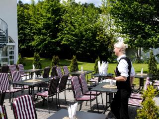 Sunday Hotel Wiesbaden Niedernhausen - 4