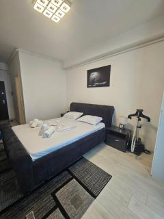 Frontal Sea View Studio - 3