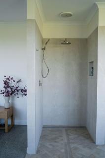 Betty's Beach House -  - 1