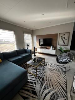 Anga Spaces Luxurious suites no20 - 9