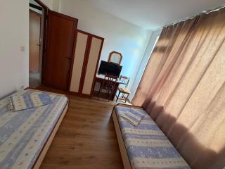 Guest House Dayana Apartment 3 - 1