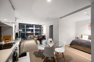 2BR City Apartment Near Southern Cross Station - 8