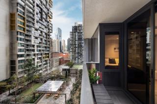 2BR City Apartment Near Southern Cross Station - 3