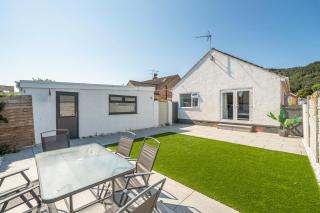 3-Beds Sleeps 6 Walking distance to Castle & Town - 3