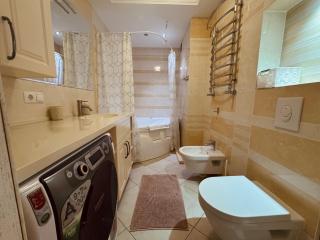 Gorgeous in a green oasis residence - two steps from park - 9