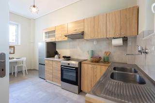 Seaside Retreat for Relaxed Kalamata Beach Stays - 1