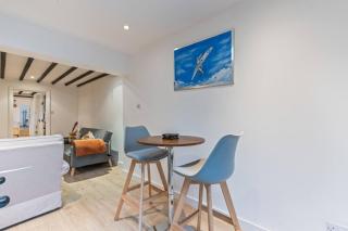 Traditional 2 Bed Cottage, Otford, Games Room, Sleeps 4, Parking - 3