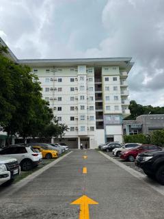 Staycation condo with pool near SM Tungko, Bulacan - 6