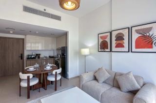 TRPS - UNA Apartments, Town Square - Stylish 1BR, Pool Gym & Family-Friendly Stay - 8
