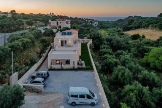 VaMa Luxury Living-8BR Design Villa with Private Heated Pool - 9