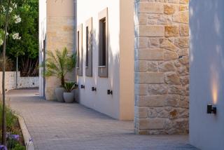 VaMa Luxury Living-8BR Design Villa with Private Heated Pool - 3