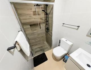 Central 2BdR 3rd floor Apt in Prime Location in Praia - Wi-Fi & Elevator - 3