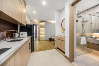 Lancaster Apartment - 1