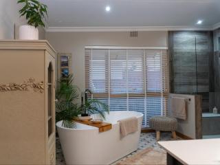 Luxury and homely stay - 7