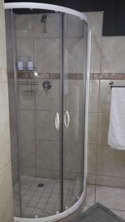 Feathers Guest House - 2