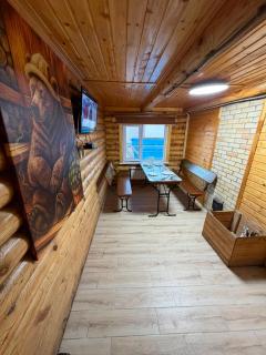 Гостевой дом Mereke House с бассейном под открытым небом - 4