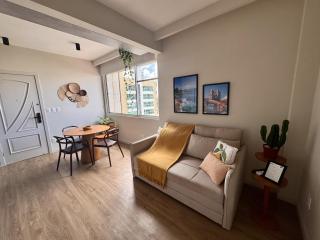 Quarto e sala no coração da Barra - 9