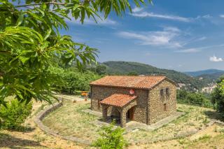 Pet-Friendly Tuscan Home with Valley View Casetta la Rossina - 0