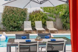 15 min Port - piscine chauffée - jardin clos - 5