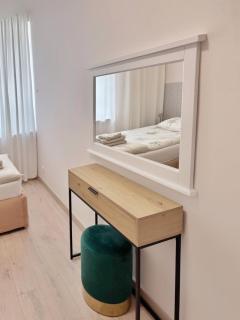 Emilu Studio Apartaments - 9