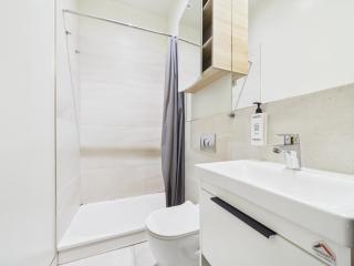 City Centre Studio, AC, 5 min to Freedom Monument - 7