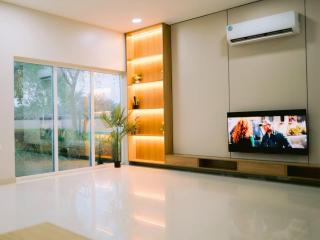 Seven Elements Resort - 7