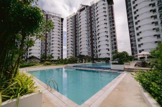 Alexandrite Studio at Royal Oceancrest Condominium - 2