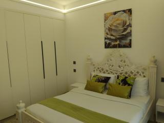 One bedroom Apartment with Great View & Heated Pool on 11th Floor - 9