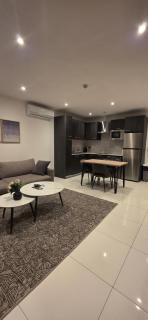 The Loxwood Premier Suites - 4