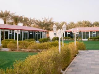 Palm Escape Farmhouse - By Seven Elements - 9