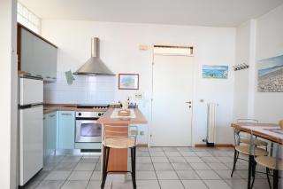 S376 - Sirolo, trilocale con balcone attrezzato e posto auto - 8