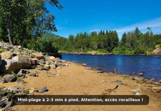 Mountain Breeze Refuge near Mont-Ste-Anne - 4