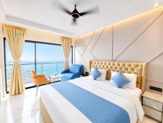 Front Sea View From Balcony "HOTEL NEW DREAMLAND PURI" Near Sea Beach and Jagannath Temple -Fully Air Conditioning Room With Wi-Fi- Lift - Parking And Restaurant Facilities- All Room Sea Facing- A Top Rated Luxury Hotel In Puri - 7